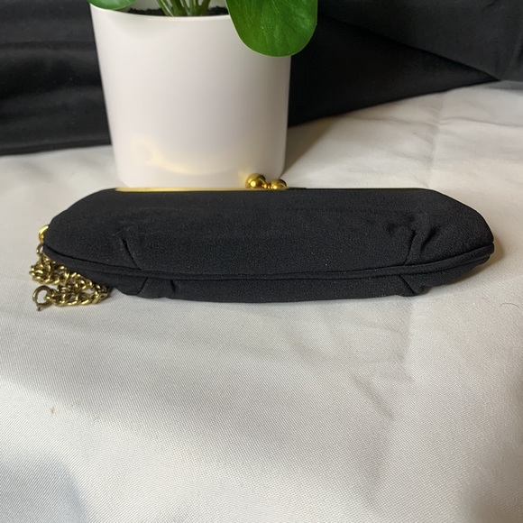 Vintage Stylemark by Mutterpearl small black fabric clutch / wristlet purse - Picture 5 of 12